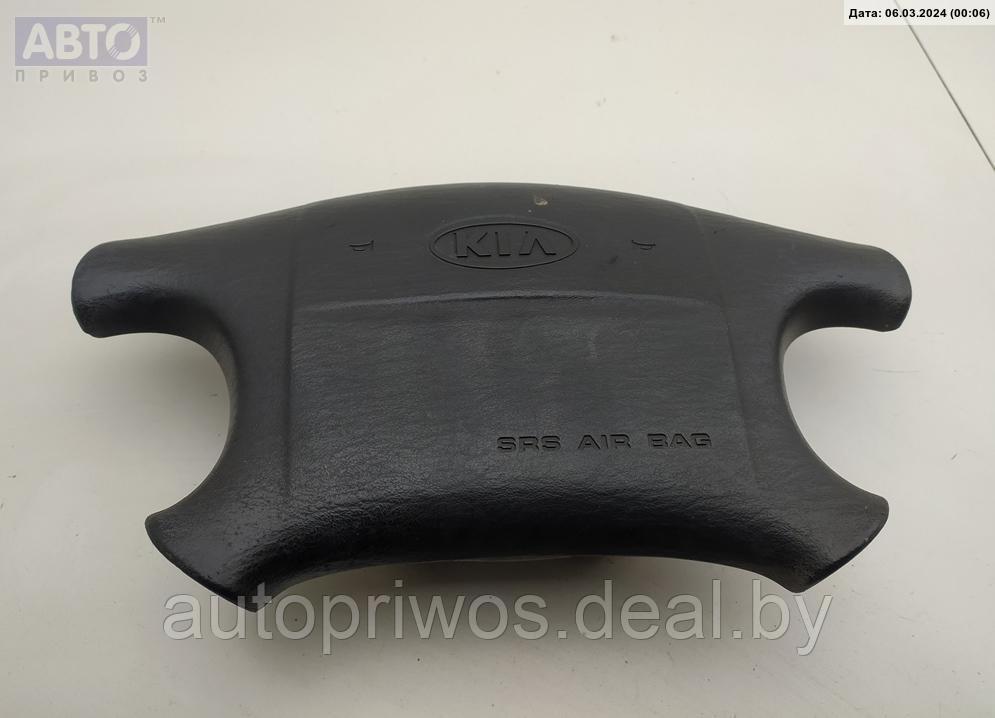 Подушка безопасности (Airbag) водителя Kia Sportage (1993-2006) - фото 1 - id-p224789166