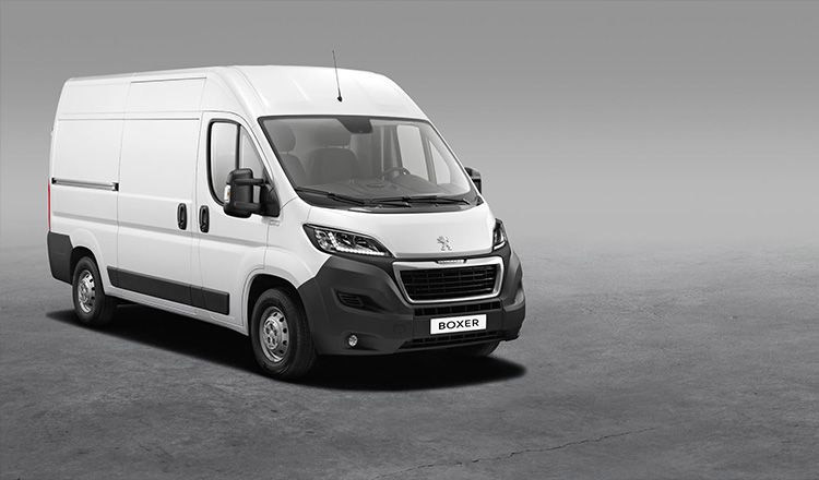 Аренда грузового Peugeot Boxer без водителя на час в Минске