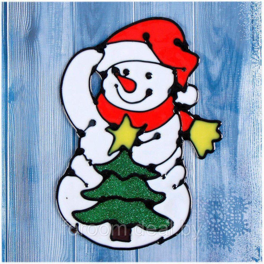 Наклейка на стекло "Снеговик с нарядной ёлкой" 10х15см Зимнее Волшебство 5043567 - фото 1 - id-p224817996