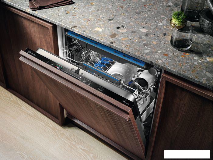 Встраиваемая посудомоечная машина Electrolux EES48400L - фото 7 - id-p224656553