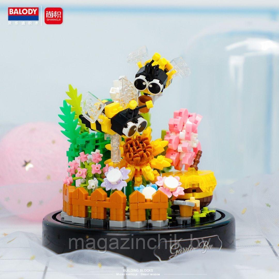 Конструктор Пчелы с цветами в колбе, Balody 16368 - фото 7 - id-p224835646