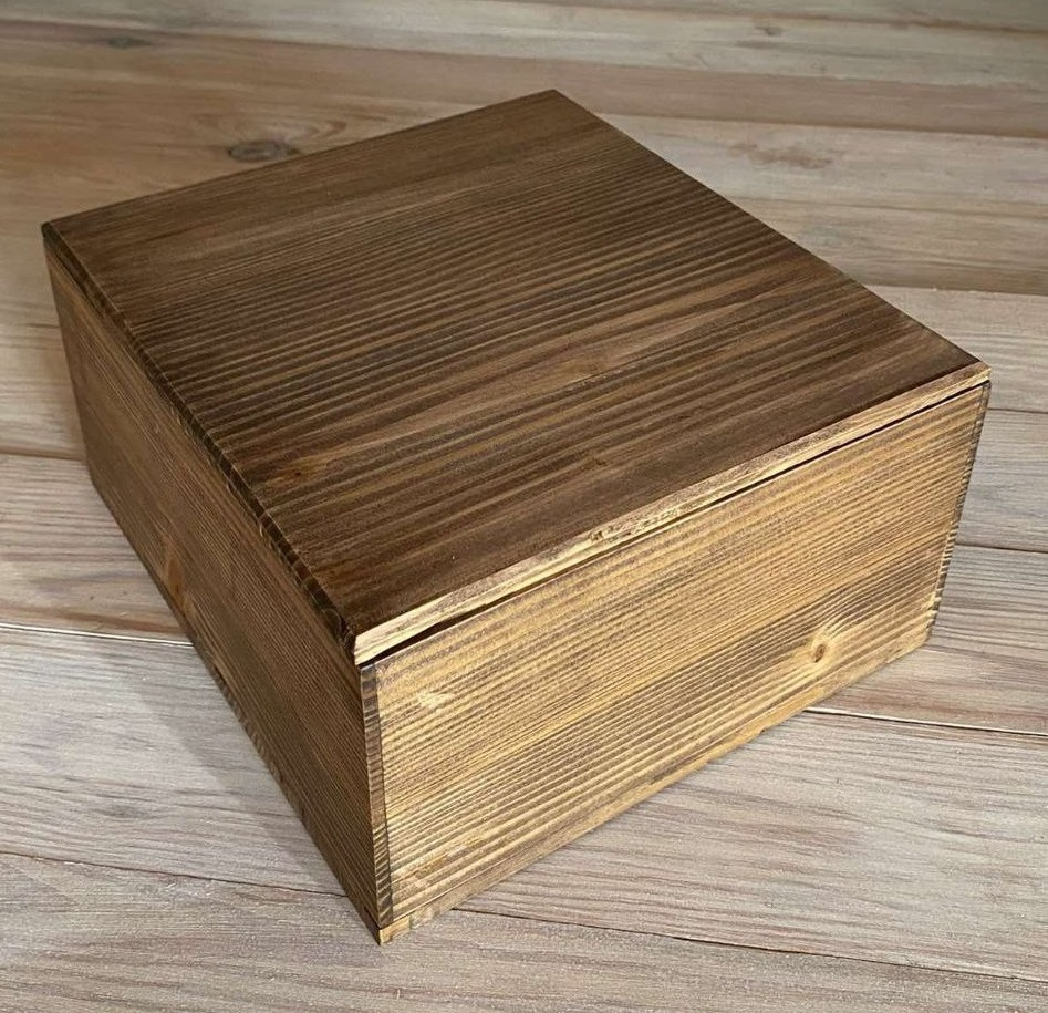 Деревянная коробка с задвижной крышкой (22х22х10см) - фото 1 - id-p224836312