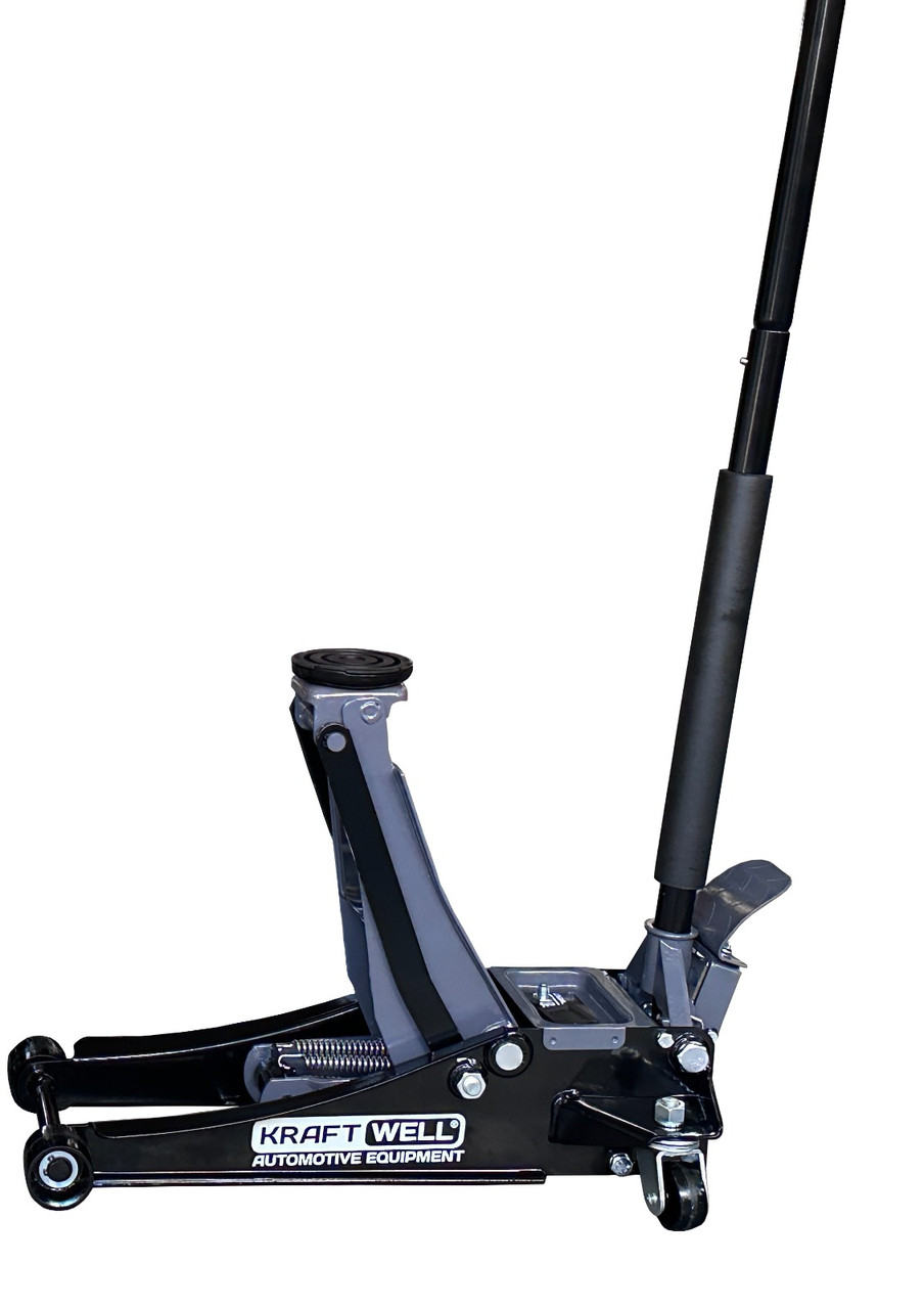 KraftWell KRWFJ3FL Домкрат подкатной гидравлический, низкопрофильный с педалью г/п 3000 кг. - фото 1 - id-p223547366