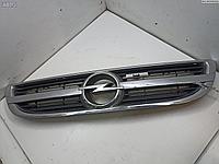 Решетка радиатора Opel Zafira A