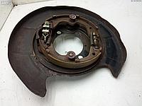 Щиток (диск) опорный тормозной задний правый Nissan Maxima