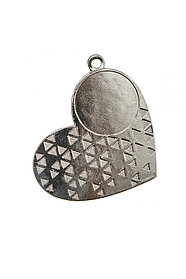 Медаль "Сердце"  ,  5 см , без ленты 501 Серебро