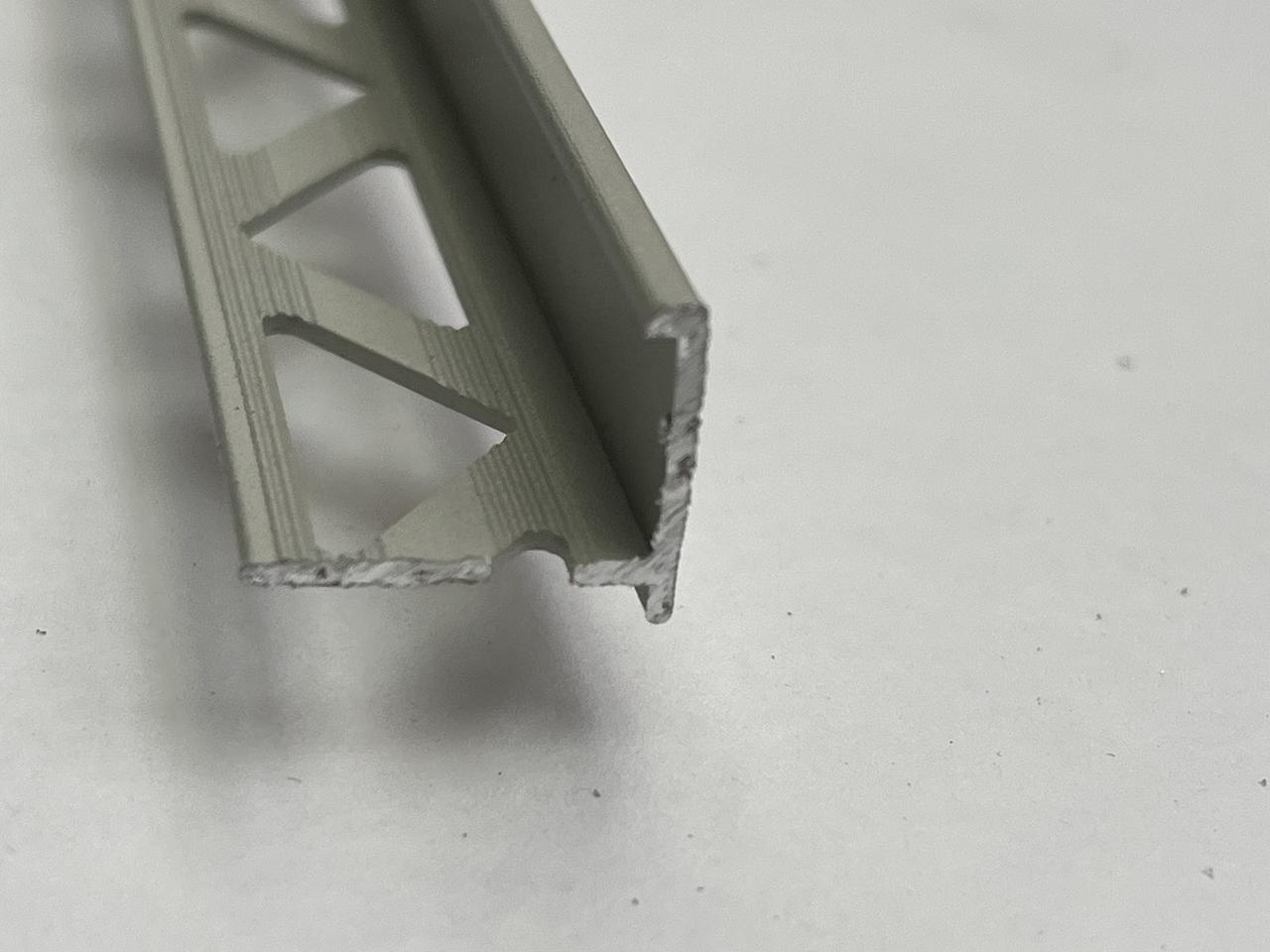 Уголок для плитки L-образный из алюминия с упором 10мм платина 270 см - фото 3 - id-p224892858