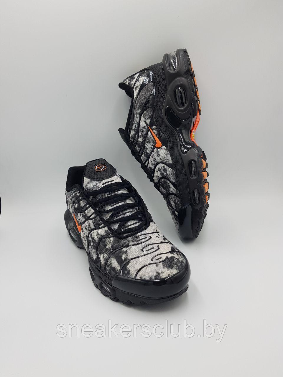 Кроссовки мужские NIKE AIR MAX PLUS TN /повседневные/весенние/летние - фото 4 - id-p224916363