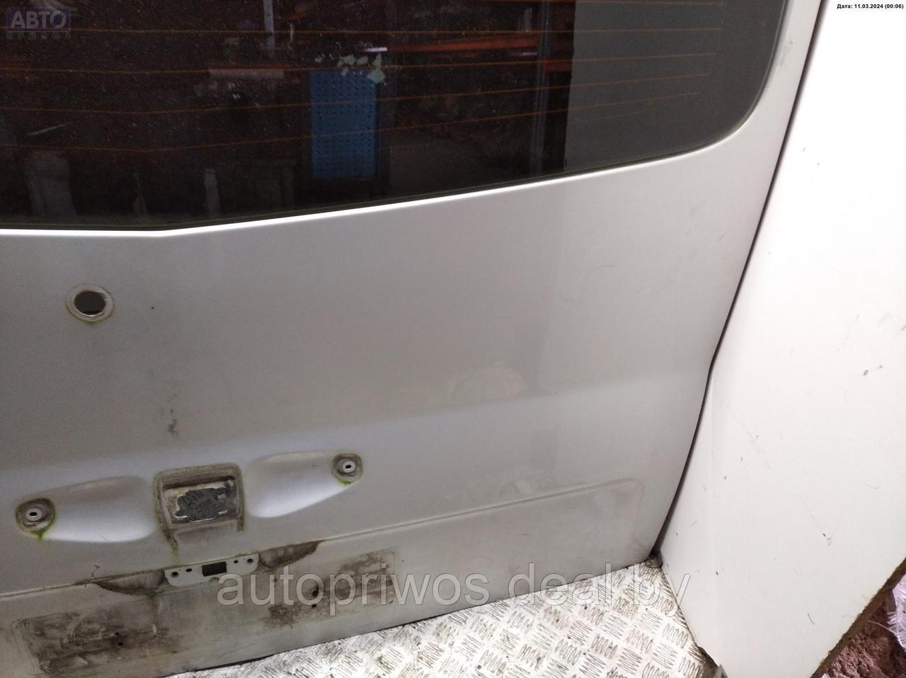 Крышка багажника (дверь задняя) Opel Vivaro - фото 3 - id-p224427889