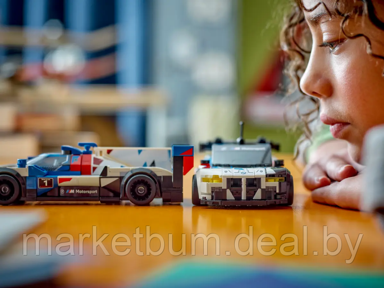 Конструктор LEGO Speed Champions 76922 Гоночные автомобили BMW M4 GT3 и BMW M Hybrid V8 - фото 10 - id-p224949631