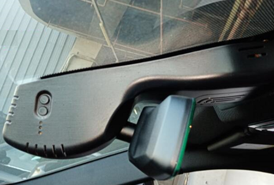 Штатный видеорегистратор RedPower для BMW X6 (G06) 2019+ с ассистентом ближнего/дальнего света - фото 3 - id-p224959153