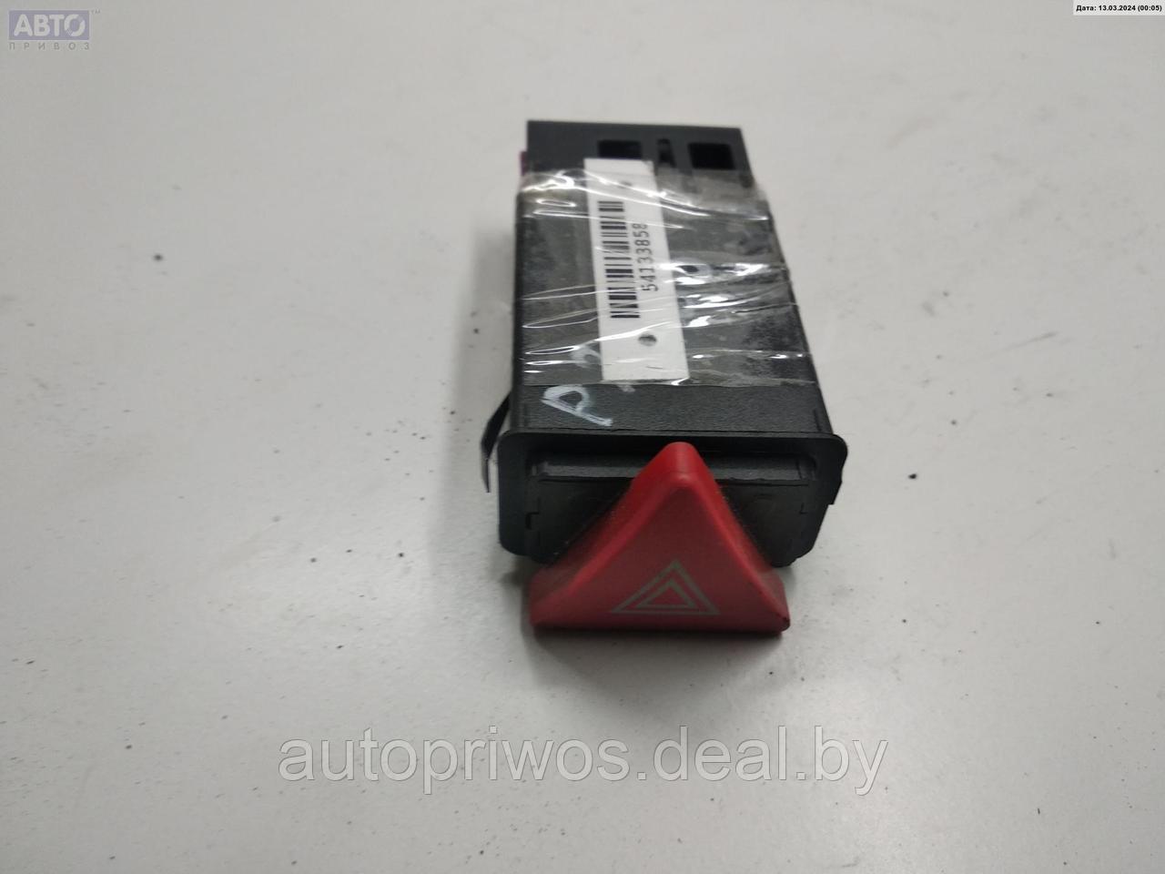 Кнопка аварийной сигнализации (аварийки) Audi A3 8L (1996-2003) - фото 2 - id-p224978958
