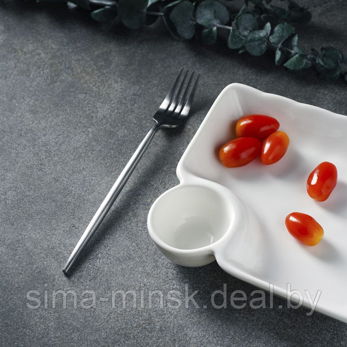Блюдо фарфоровое с соусником Magistro «Бланш», 18,5×17,5 см, цвет белый - фото 6 - id-p224983711