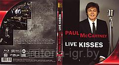 Paul McCartney Live kisses