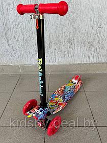 Самокат BelAshimi Scooter (графити красные колеса) светящиеся колеса