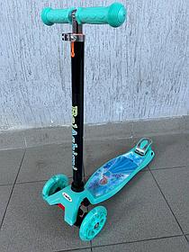 Самокат BelAshimi Scooter (герои голубые колеса) светящиеся колеса