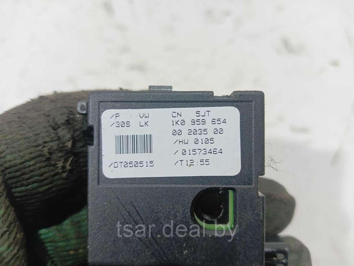 Датчик угла поворота руля Skoda Octavia A5 (1K0959654) - фото 3 - id-p225038427