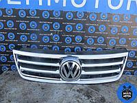Решетка радиатора Volkswagen TOUAREG (2002-2010) 2.5 TDi BAC - 174 Лс 2004 г.