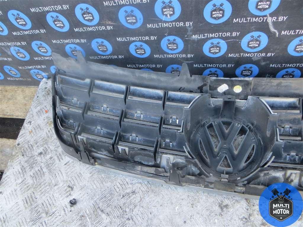 Решетка радиатора Volkswagen TOUAREG (2002-2010) 2.5 TDi BAC - 174 Лс 2004 г. - фото 7 - id-p225057108