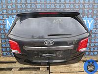 Фонарь крышки багажника левый KIA SORENTO II (2010-2014) 2.2 CRDi D4HB - 197 Лс 2012 г.