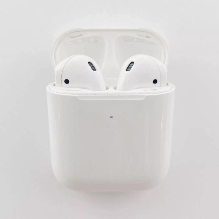 Apple AirPods2 with Wireless Charging Case (Восстановленный) - фото 1 - id-p224835002
