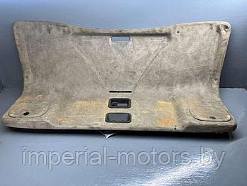 Обшивка крышки багажника Audi A8 D2 (S8)