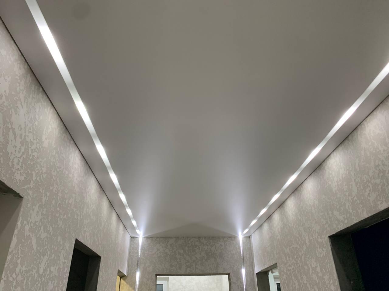 Натяжной потолок с трековым освещением - фото 2 - id-p225122682