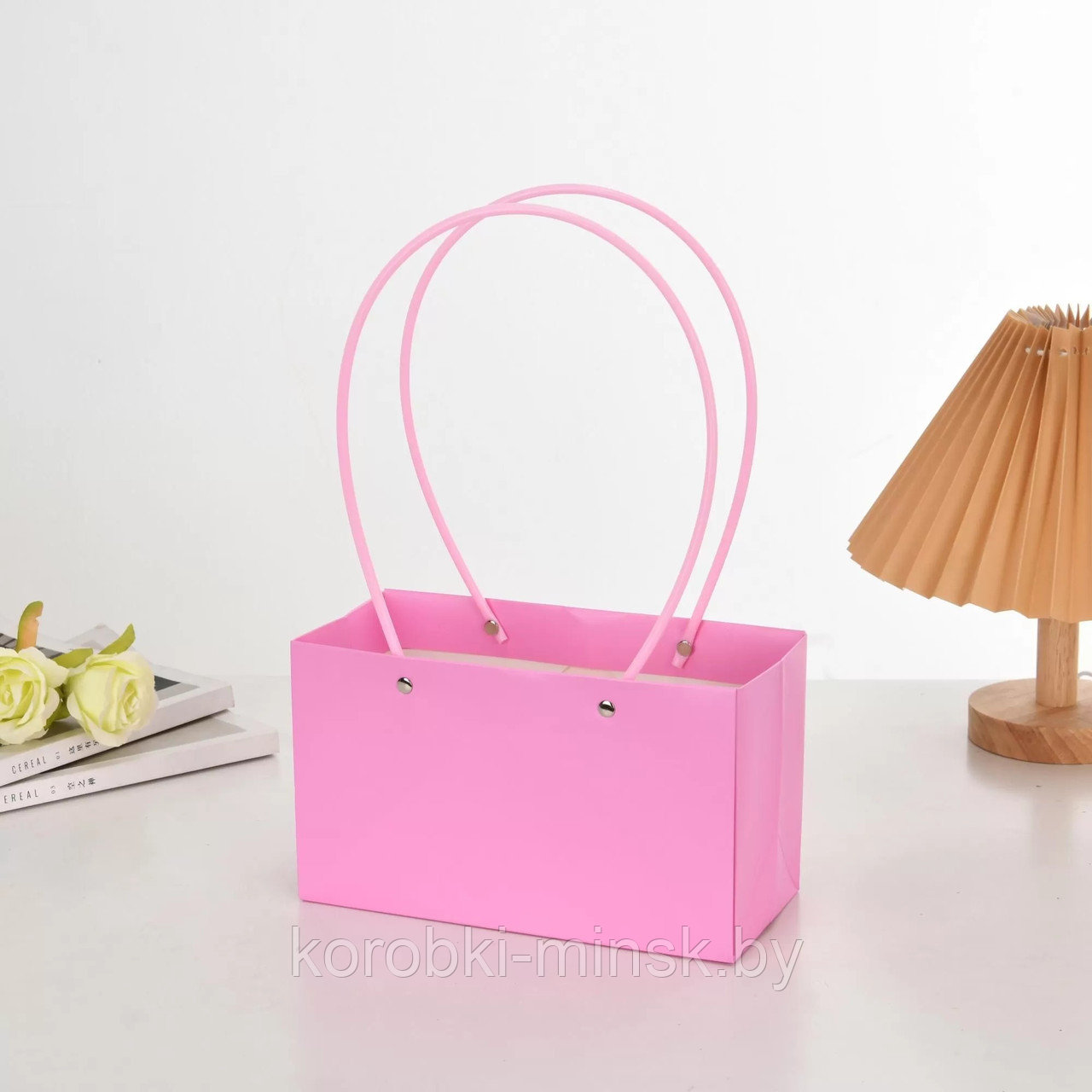 Пакет подарочный "Мастхэв"  22*11*14см прямоугольный, Розовый фламинго
