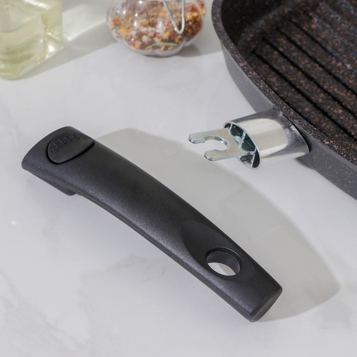 Сковорода-гриль Granit ultra, 26×26 см, съёмная ручка, стеклянная крышка, антипригарное покрытие, цвет чёрный - фото 5 - id-p225140405