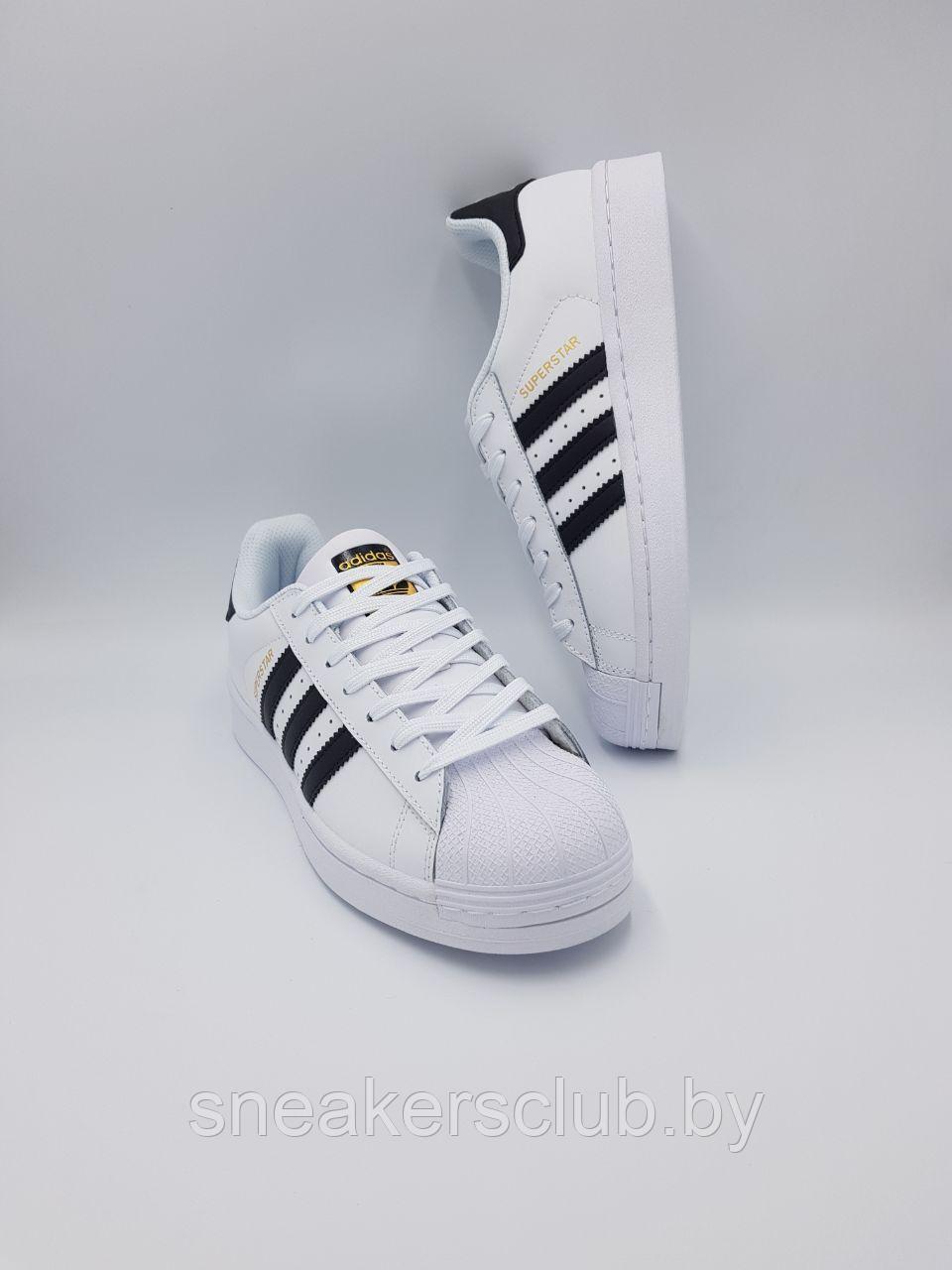 Кроссовки мужские белые Adidas Superstar / подростковые / демисезонные / повседневные - фото 2 - id-p225141903