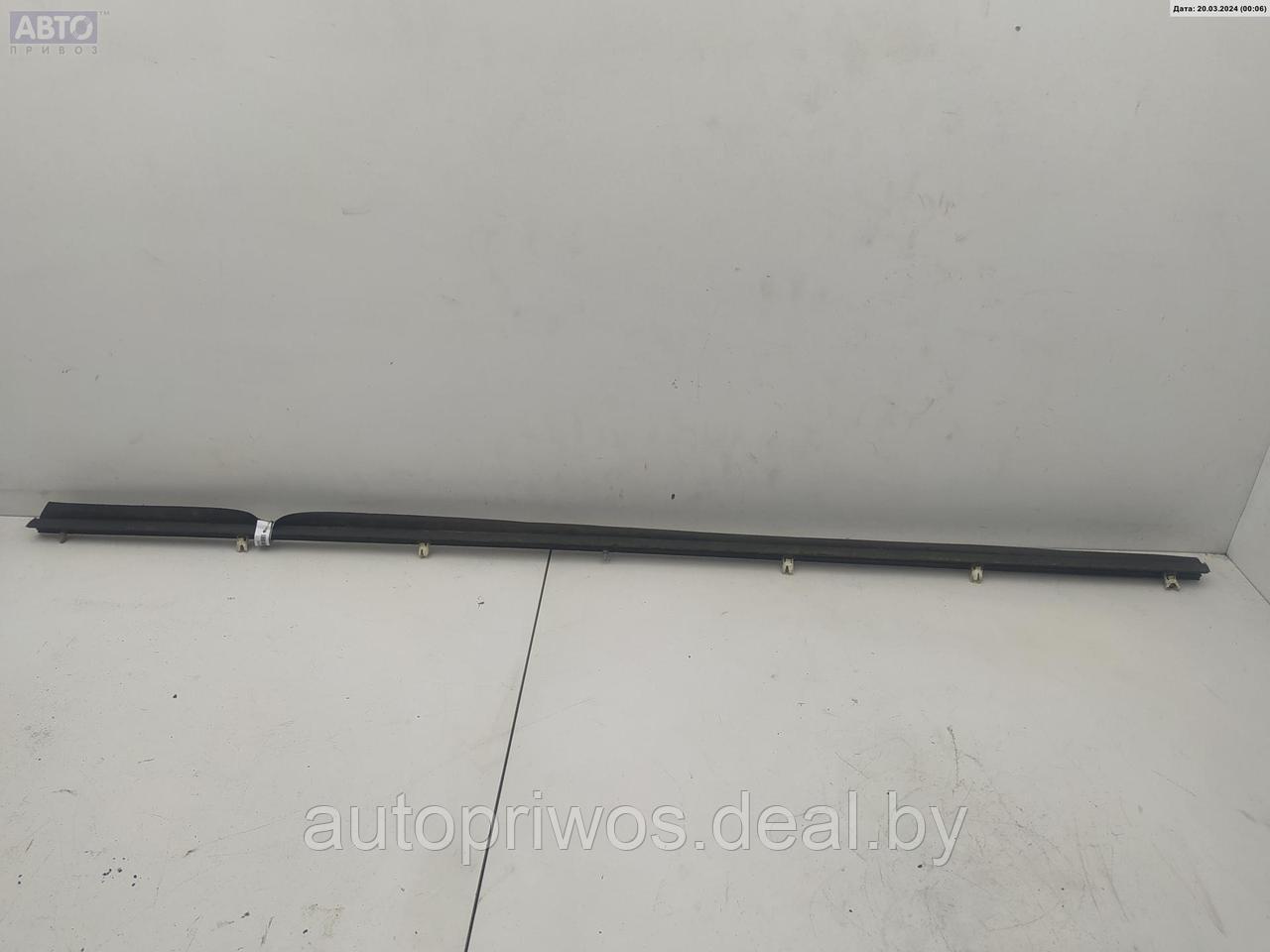 Молдинг двери передней правой Mercedes W202 (C) - фото 2 - id-p225091724