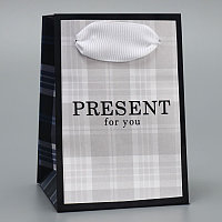 Пакет ламинированный Подарок, 7 × 10 × 7 см