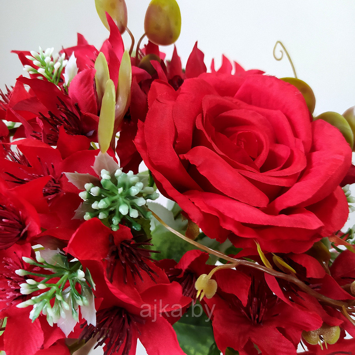 Букет декоративный с розой 7 голов 40 см, красный - фото 6 - id-p225171356