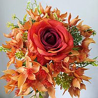 Букет декоративный с розой 7 голов 40 см, оранжевый