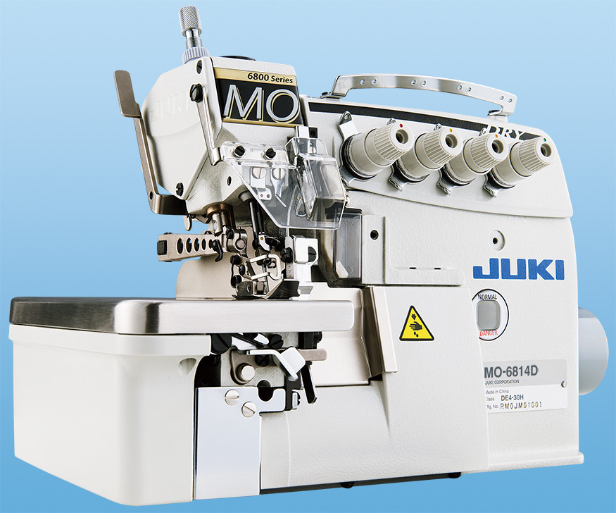JUKI MO-6814DBE634H/G44/Q143 высокоскоростная четырехниточная двухигольная краеобметочная машина с оснасткой - фото 1 - id-p225184878