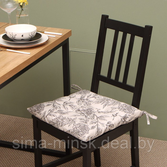 Сидушка на стул Этель "Black flowers" 42х42см, 100% хлопок, 190 г/м2 - фото 1 - id-p225191974