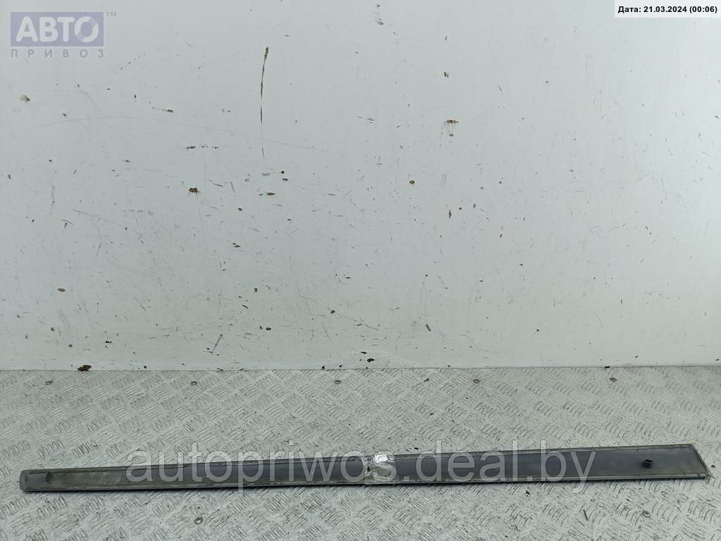Молдинг двери передней правой Ford Fiesta (2001-2007) - фото 2 - id-p225196336