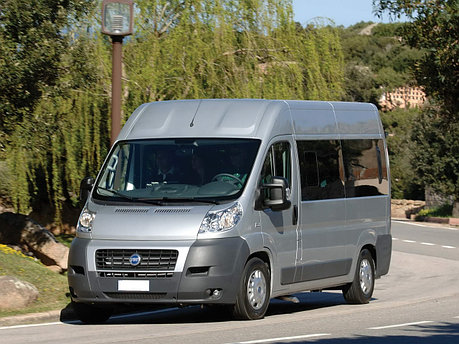 Аренда пассажирского микроавтобуса Fiat Ducato 8+1 без водителя на час в Минске, фото 2