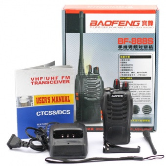 Комплект радиостанций (раций) Baofeng BF-888S (2шт, разрешённые частоты, зарядка USB) - фото 2 - id-p167638940