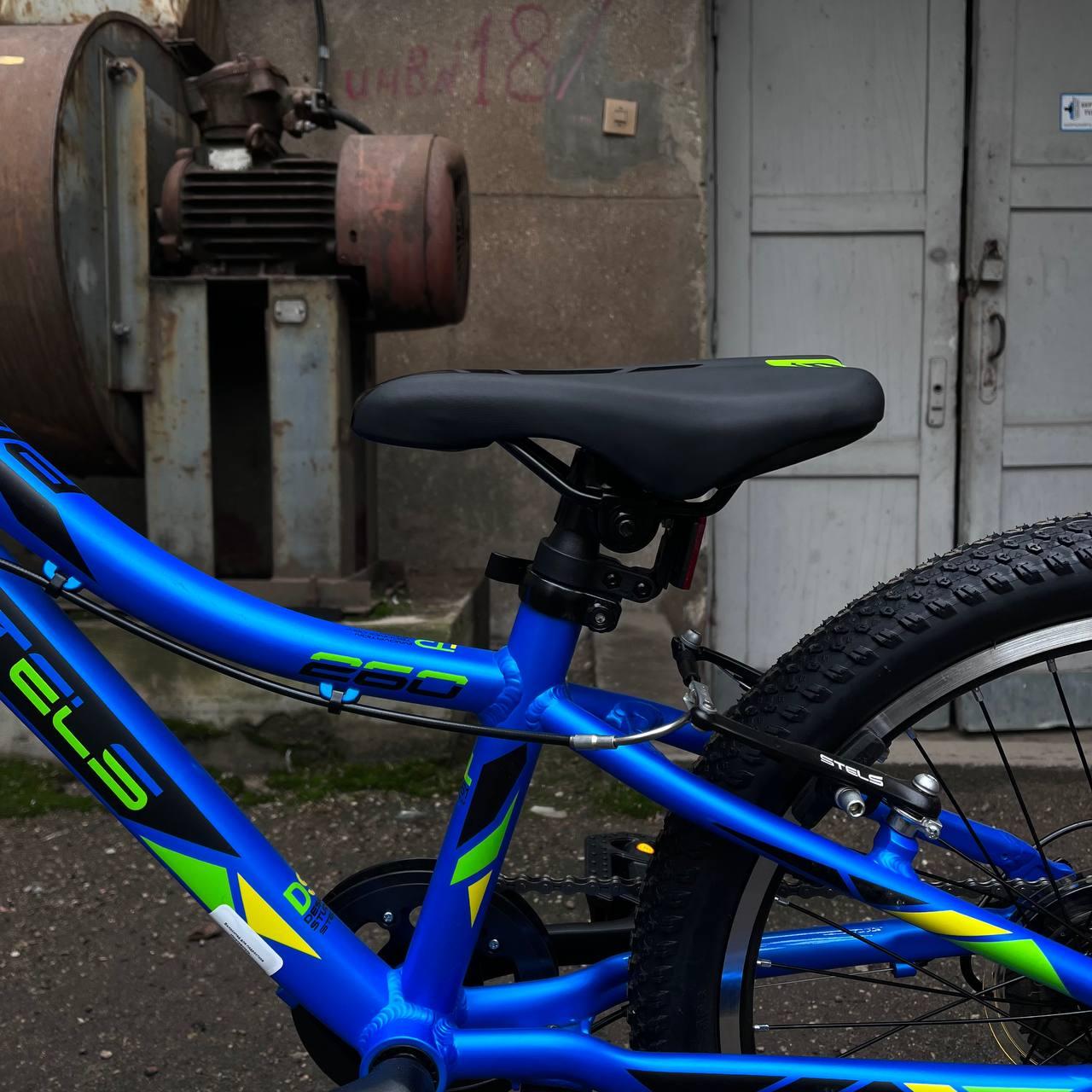 Велосипед детский Stels Pilot-260 Gent 20" V010 голубой/зеленый - фото 5 - id-p150660285