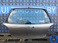 Крышка багажника (дверь 3-5) TOYOTA YARIS I (1999-2005) 1.0 i 1SZ-FE - 65 Лс 2003 г.