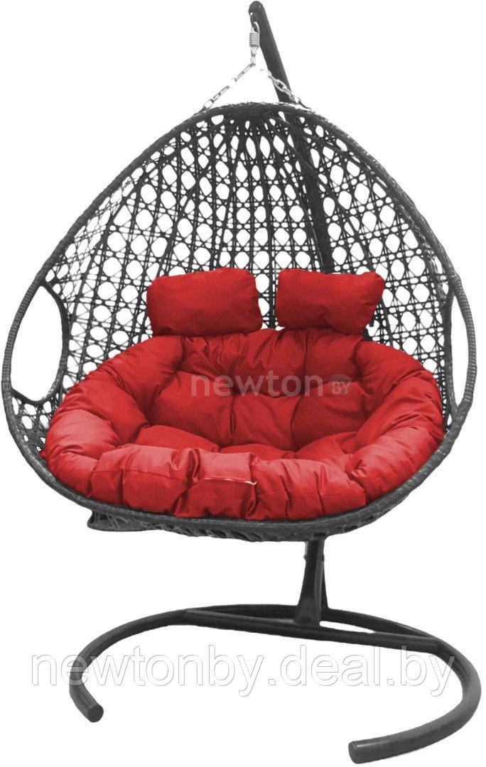 Подвесное кресло M-Group Для двоих Люкс 11510306 (серый ротанг/красная подушка) - фото 1 - id-p225424210