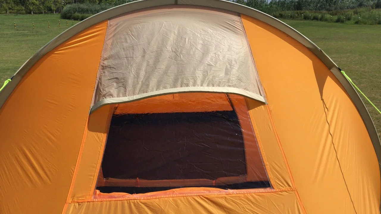 Туристическая палатка 3-х местная с алюминиевым каркасом MirCamping ART1017 (450х225х150 см) - фото 6 - id-p225427015
