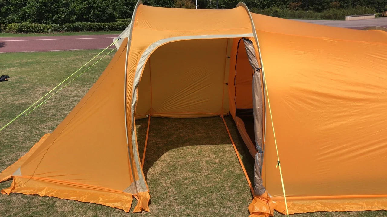 Туристическая палатка 3-х местная с алюминиевым каркасом MirCamping ART1017 (450х225х150 см) - фото 7 - id-p225427533
