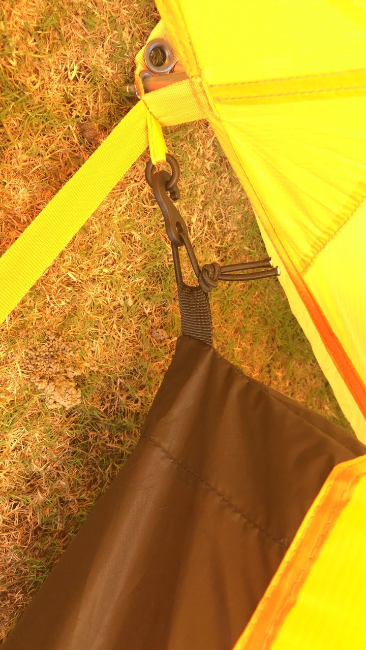 Туристическая палатка 3-х местная с алюминиевым каркасом MirCamping ART1017 (450х225х150 см) - фото 9 - id-p225427533