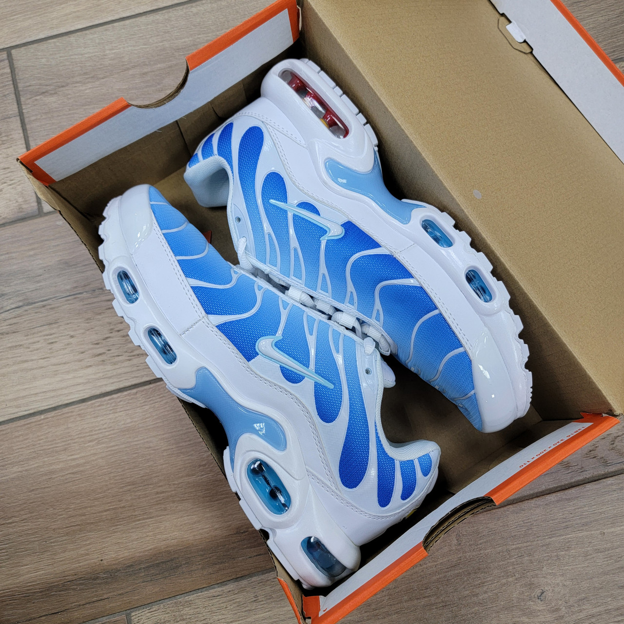 Кроссовки Nike Air Max Plus TN SE Bleached Aqua - фото 6 - id-p225445587