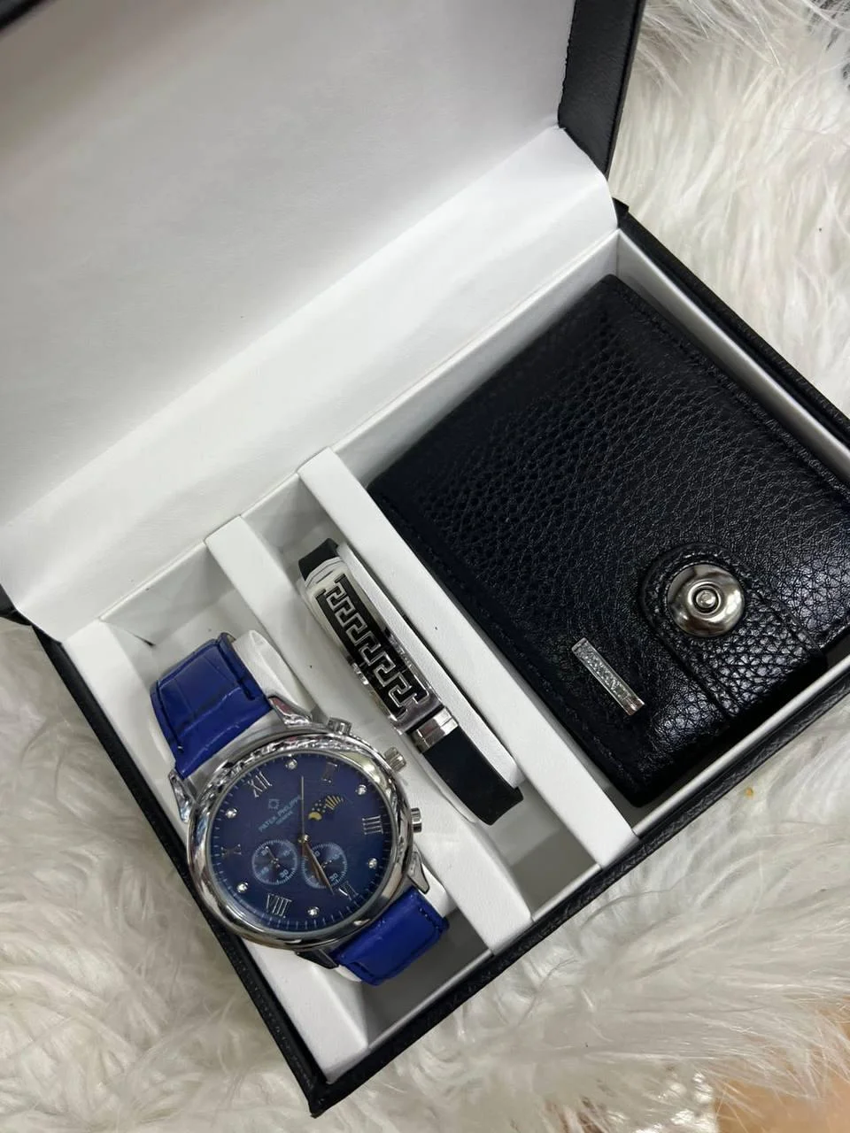 Мужской подарочный набор часы, браслет и кошелек - в ассортименте - фото 6 - id-p225502385
