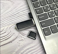 USB накопитель (флешка) Business кожа/металл, 16 Гб