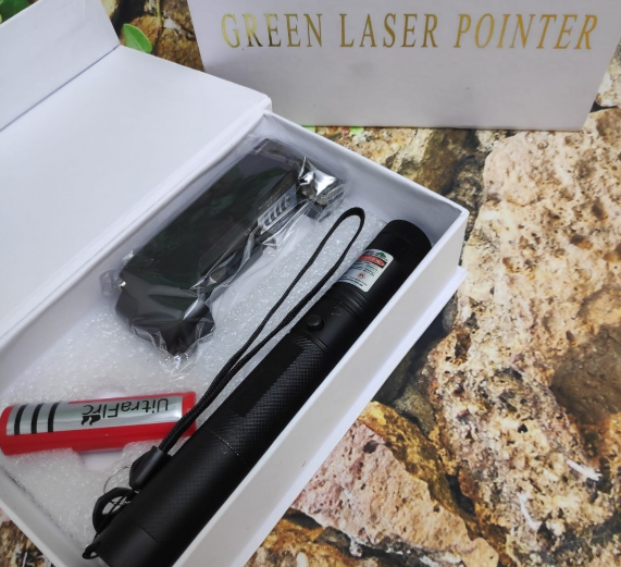 Лазерная указка Green Laser Pointer 303 с ключом - фото 7 - id-p225502807