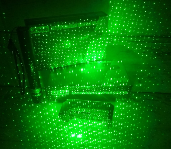 Лазерная указка Green Laser Pointer 303 с ключом - фото 9 - id-p225502807